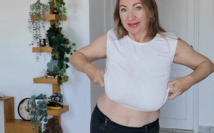 Maria Old: Hot GILF Shaking Huge Natural Tits Compilation