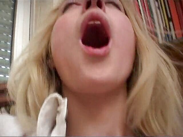 Young Sinner: Секс-игры с моей молодой сводной сестрой