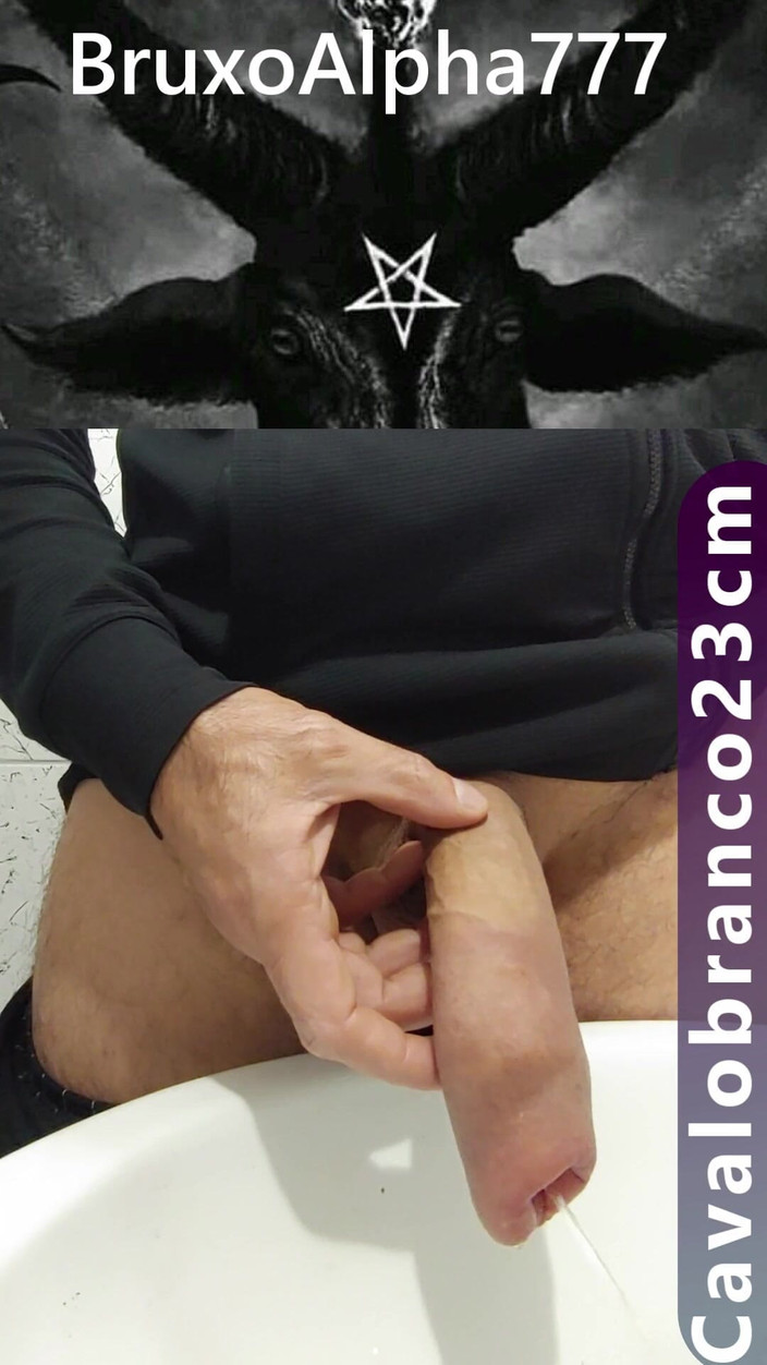 BruxoAlpha777: Pisciare e applaudire con un bastone