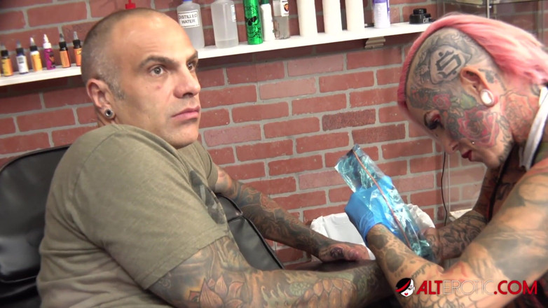 Alt Erotic: Big titty Evilyn Ink tattoos Sascha then gets fucked