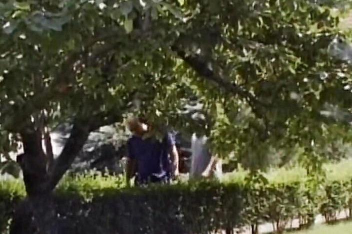 Videos Francaises: Двойное проникновение на улице с потрясающей французской блондинкой