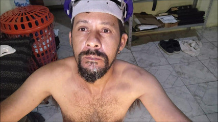 Stink HairyMale: Giocare con le mutande sporche