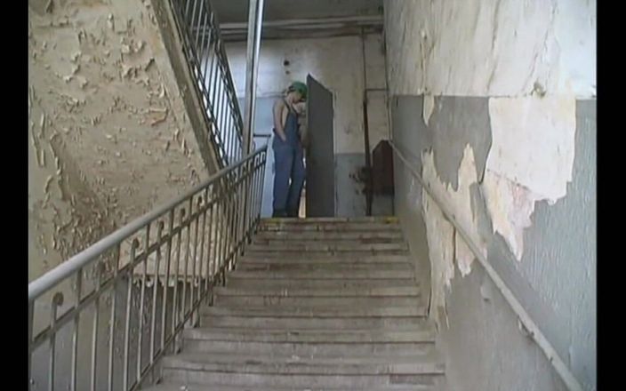Street Boys Studio: ホットボーイファックアクションで小さなチェコの悪魔のイケメン