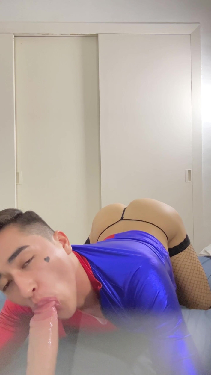 Johnny Hakson: Une Grosse Bite Baise Un Femboy Au Cul Rebondi