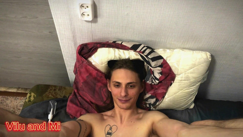 Vilu_and_Mi: Amateur Pegging to Make Him Cum Twice!