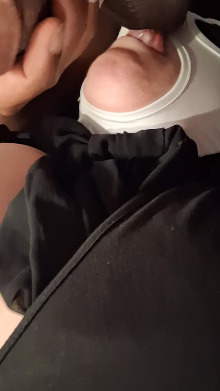 Gohldcovenantxxx: First Clip Ball Massage