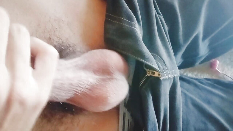 WolfGV: 暑い日にオナニーしてる