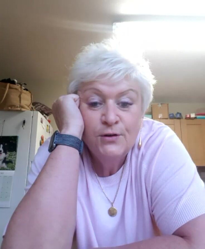 Uk Joolz: ストリーム開始 2019年12月13日 09:13 AM