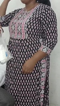 嫂子在勾引姐夫后提供茶水服务