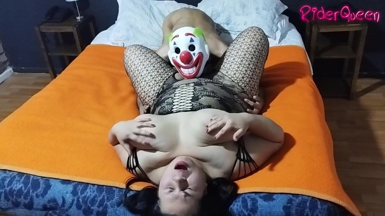 Riderqueen: Gordo grava sua esposa no Halloween com um jovem e...
