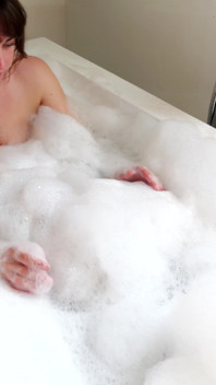 Stepmom's Bubble Bath Masturbation