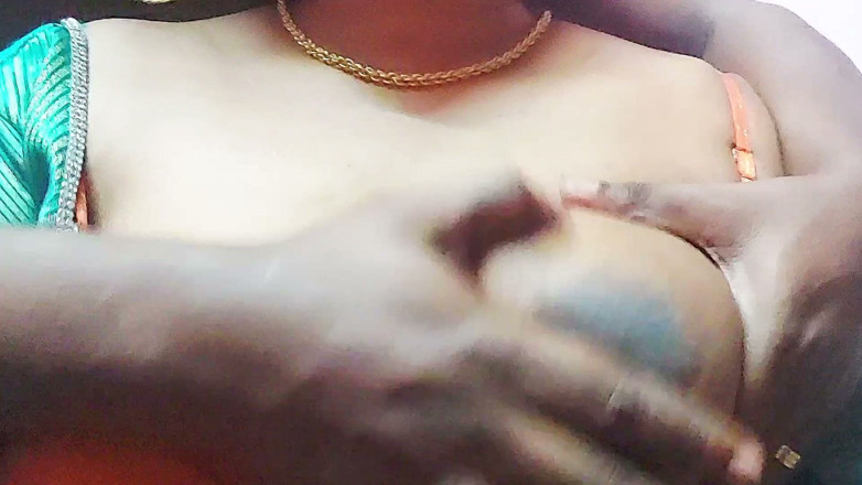 Desi Mohini: Žhavá sexy desi učitelka, sex video