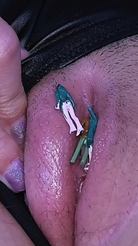 2 büyük memeli orta yaşlı seksi kadın ile dev kadın