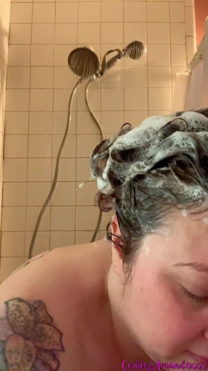 Goddess Amanda: Tante semok di kamar mandi &amp; kamar mandi