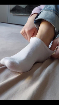 My Feet Are Super Soft in the Morning