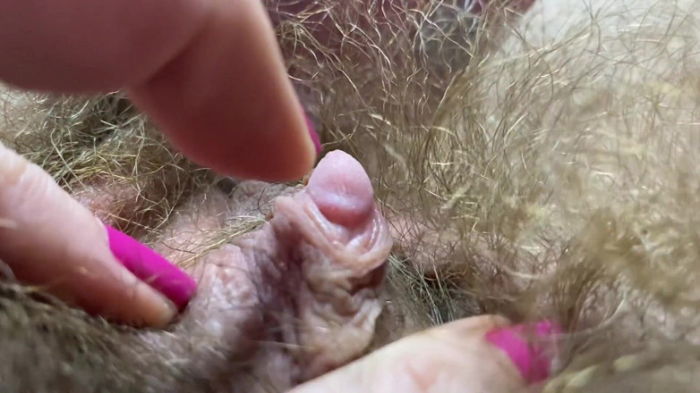 Cuteblonde666: Monster clitoris in the jungle