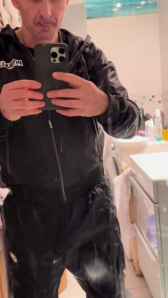 Ditrypig fetish: Disrty Bedroom