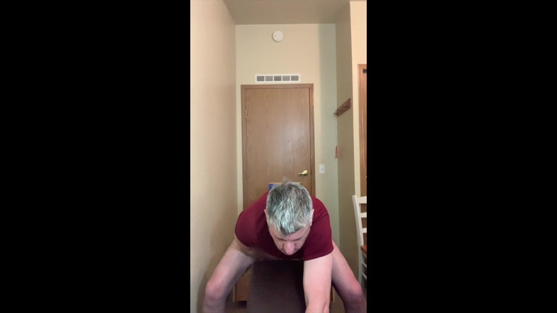 Fantasyland84: 上班前的快速性爱