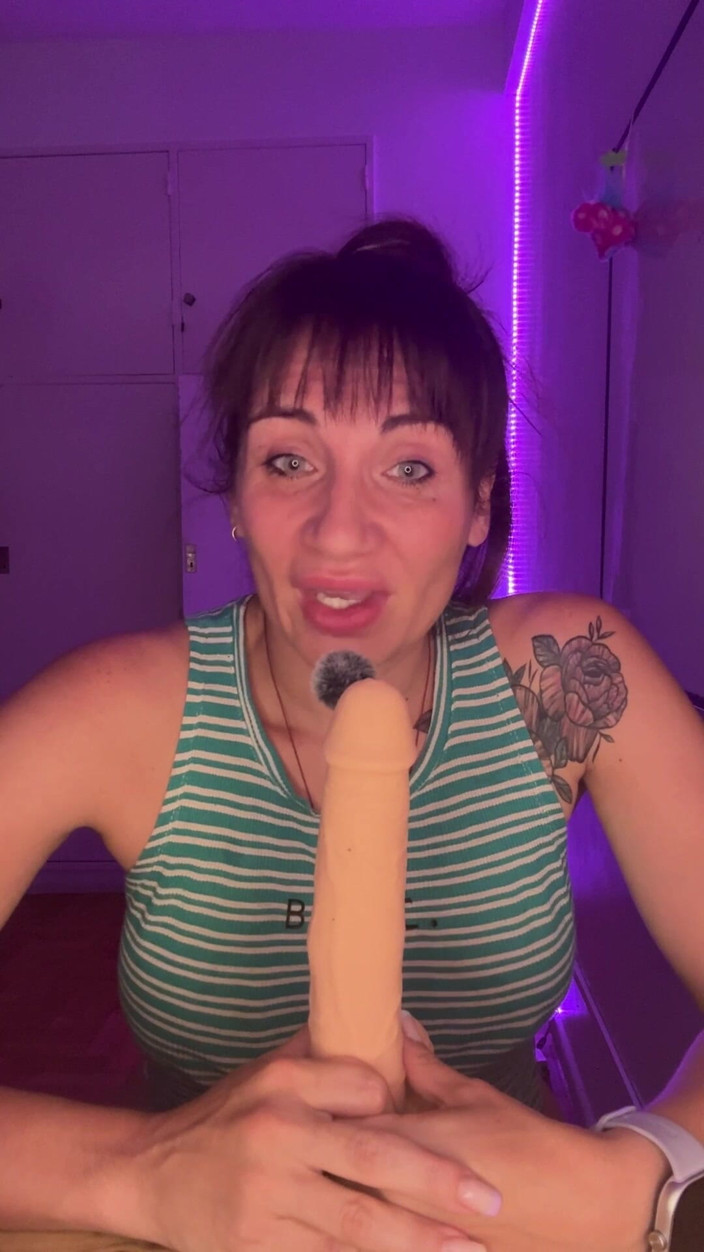 AngelQueen: Sph Vernedering Kleine Penis In het Spaans