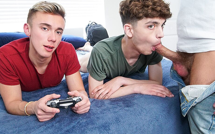 Say Uncle: Jake Lawrence Free использует двух маленьких твинок Картер Дельрей и Зейн Bright, полный фильм - Sayuncle