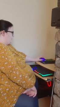 The fattest girl at work - struggles