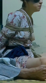 Perhambaan delusi, kedudukan cowgirl, tekak mendalam yang sengit, menelan