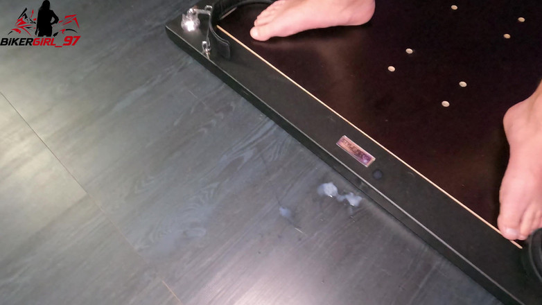 Bikergirl_97: 魔杖阴茎 Folter mit Versautem 高潮！