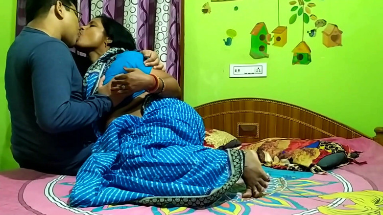 Popmini: Video rekaman seks tante seksi india dientot habis-habisan sampai mengerang...