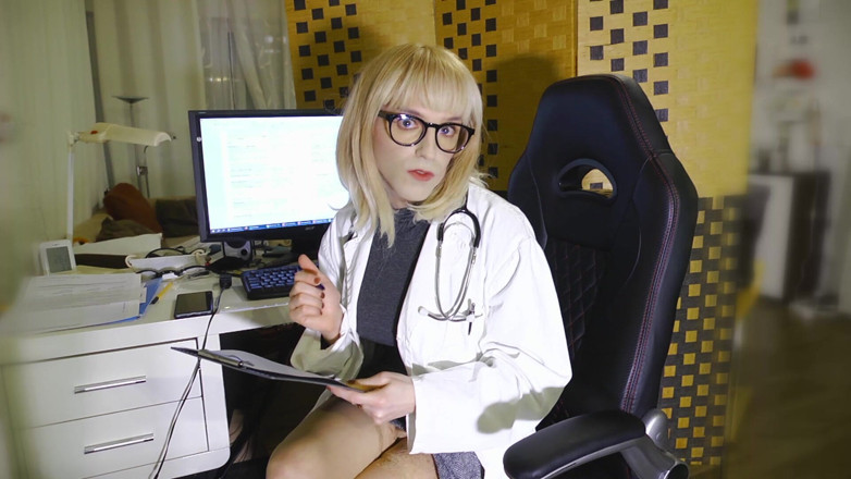 TV_Helena: Spreekuren met Tranny Doc Helena! Laten we uw potentie testen!...