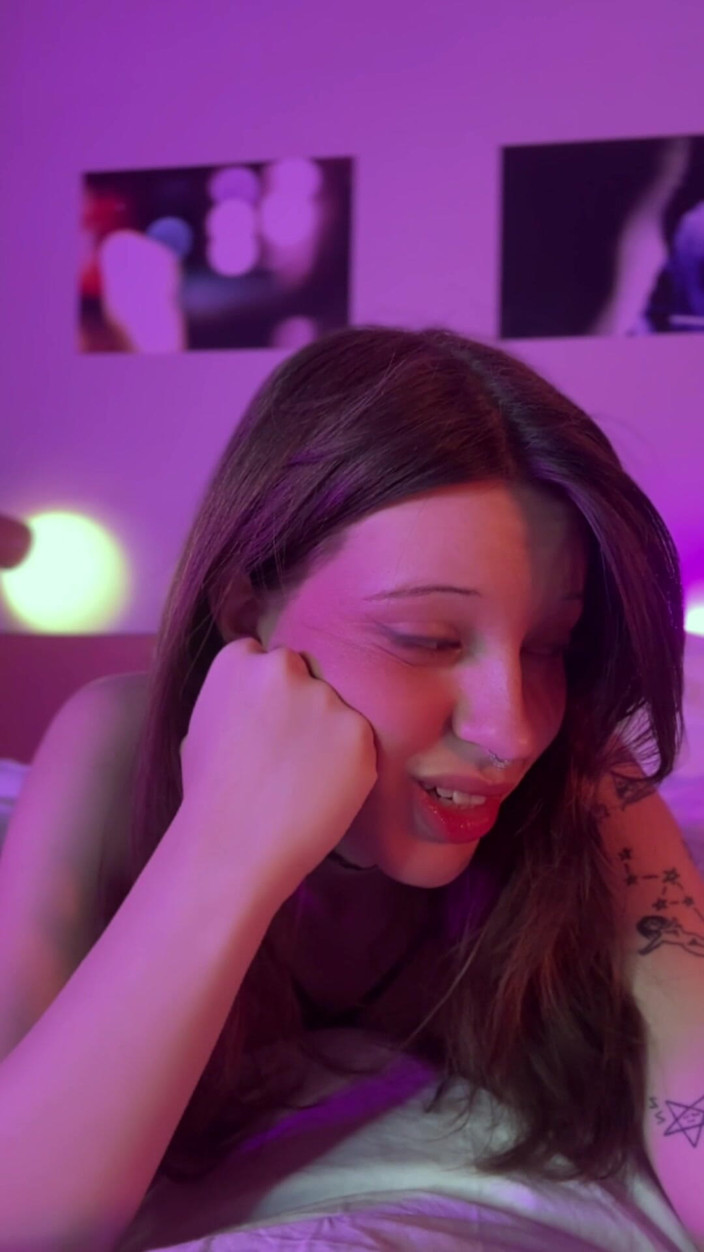 pastelle: Dein valentins-date ist trans-mädchen pastelle und sie ist geil