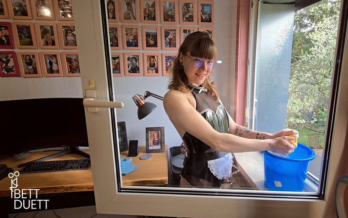 BettDuett: Seks dziewczyny podczas szorowania !!