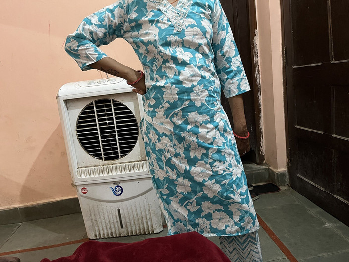 Ritu: Getrouwde vriendin geniet van romantiek in het hotel