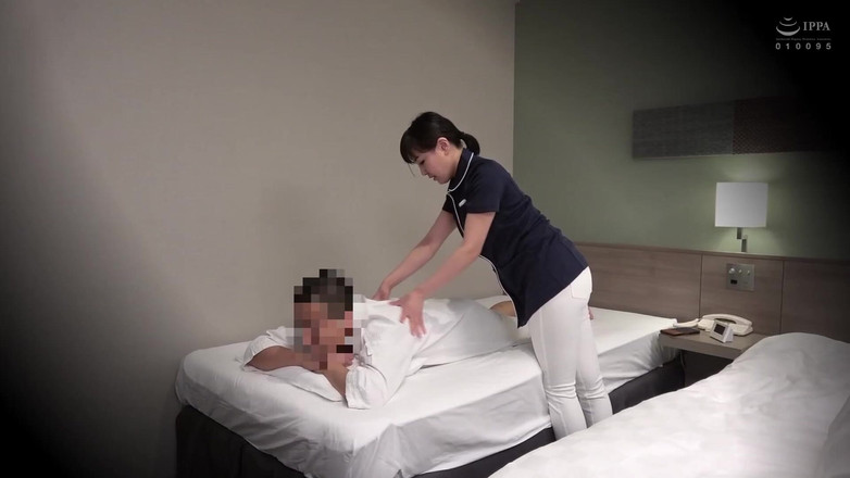 Raptor Inc: Solo amateur. Salón de estética de hombres en un viaje...