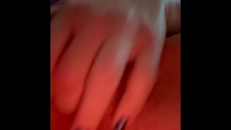 PurpleVyxen: Mengongkek diri saya dengan jari saya