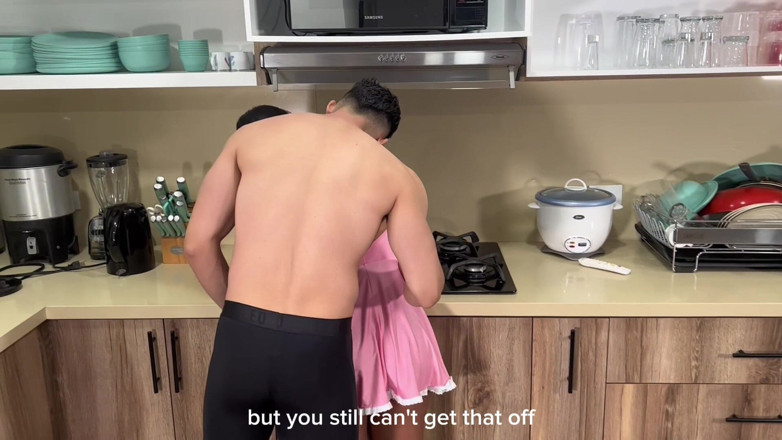 linahenaossx: Busty Brunette Housewife Fucked in the Kitchen