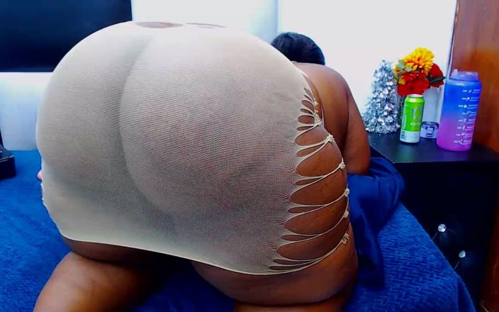 Big black clapping booties: Jack off to My Monstrous BBW Ass, Episode 1021