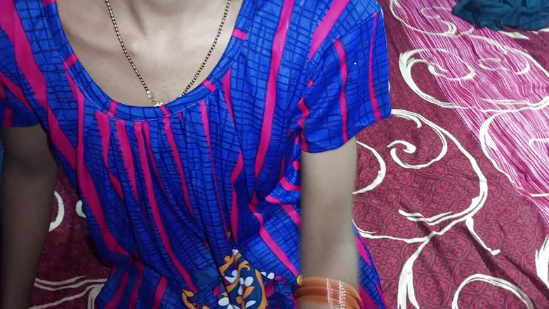 Premi pooja: Indická Desi Bhabhi - dnes přišla dcera mé švagrové do mé staré...