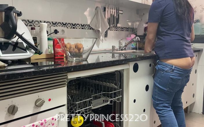 Pretty princess: Tidying up the Buttcrack Kitchen