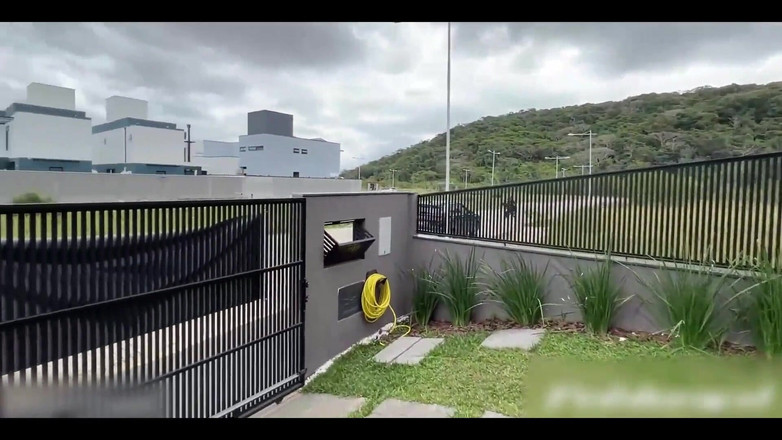 Fablazed: Uwiodłem dostawcę moją idealną dupą!