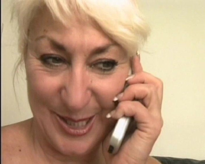 Filles Francaises: パーフェクトフレンチおばあちゃんは、大きな顔面までコックを吸う