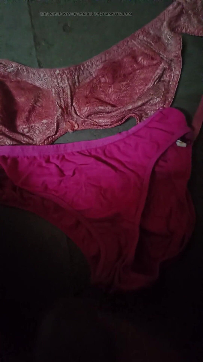 Ffsk_fap: Fapp sur soutien-gorge et culotte