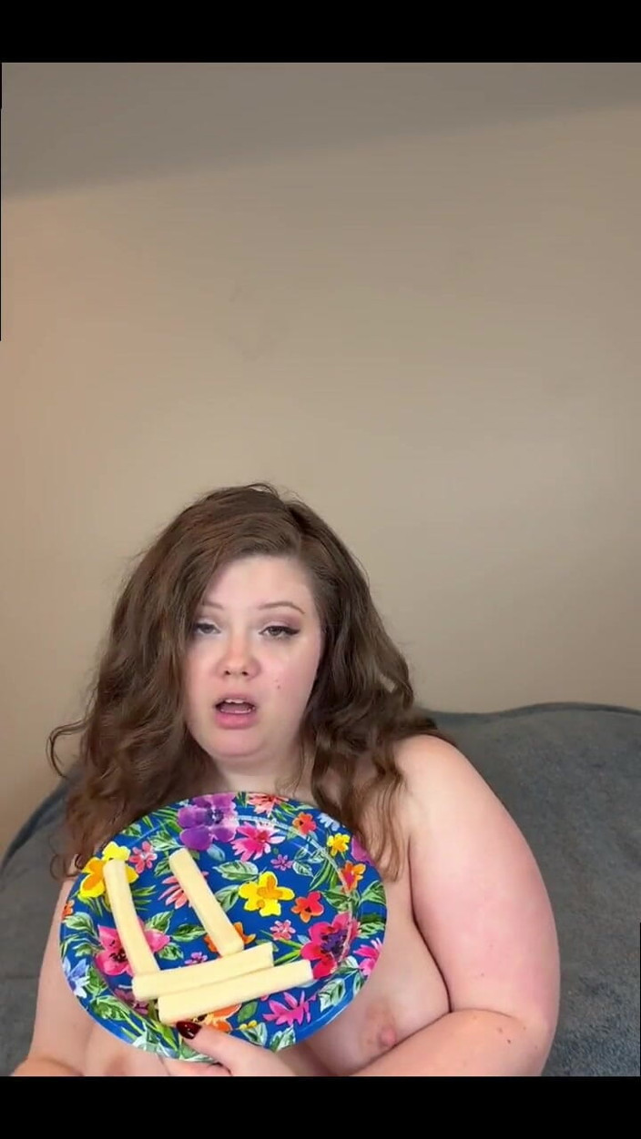Dirtysecret: Eating 12 Sticks of String Cheese