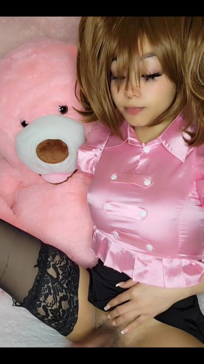 Ts Mirage: Muat naik penuh pakaian seragam Elizabeth yang kotor Diane