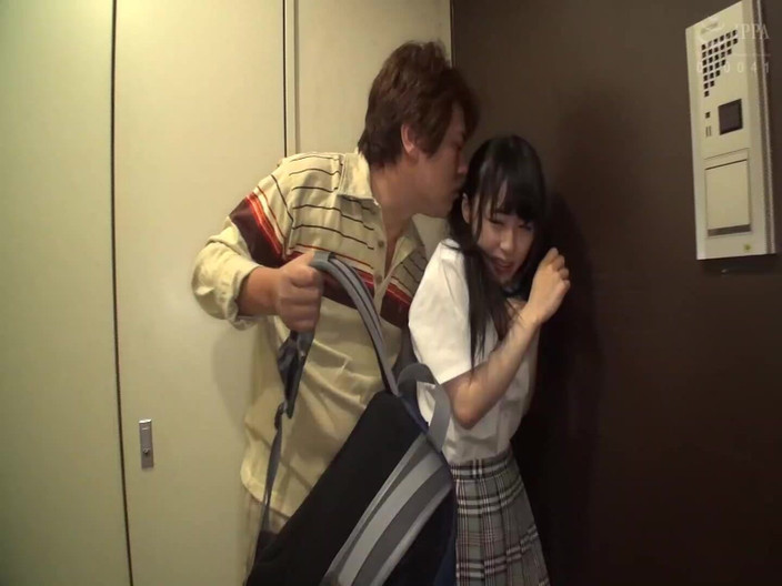 Vulture: Skutečné záběry: Žila na bezpečném místě, ale byla sledována přímo do...