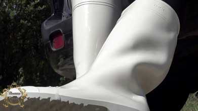 Contessa Claudia Vienna's Fin and Femdom