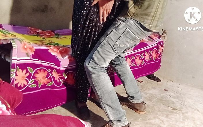 Husband wife: भूखी सौतेली मम्मी की सौतेले बेटे चाची भातिजे की चुदाई के साथ चुदाई