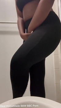 Desperate for a Wee Cutting My Legs Pissing POV in the Toilet