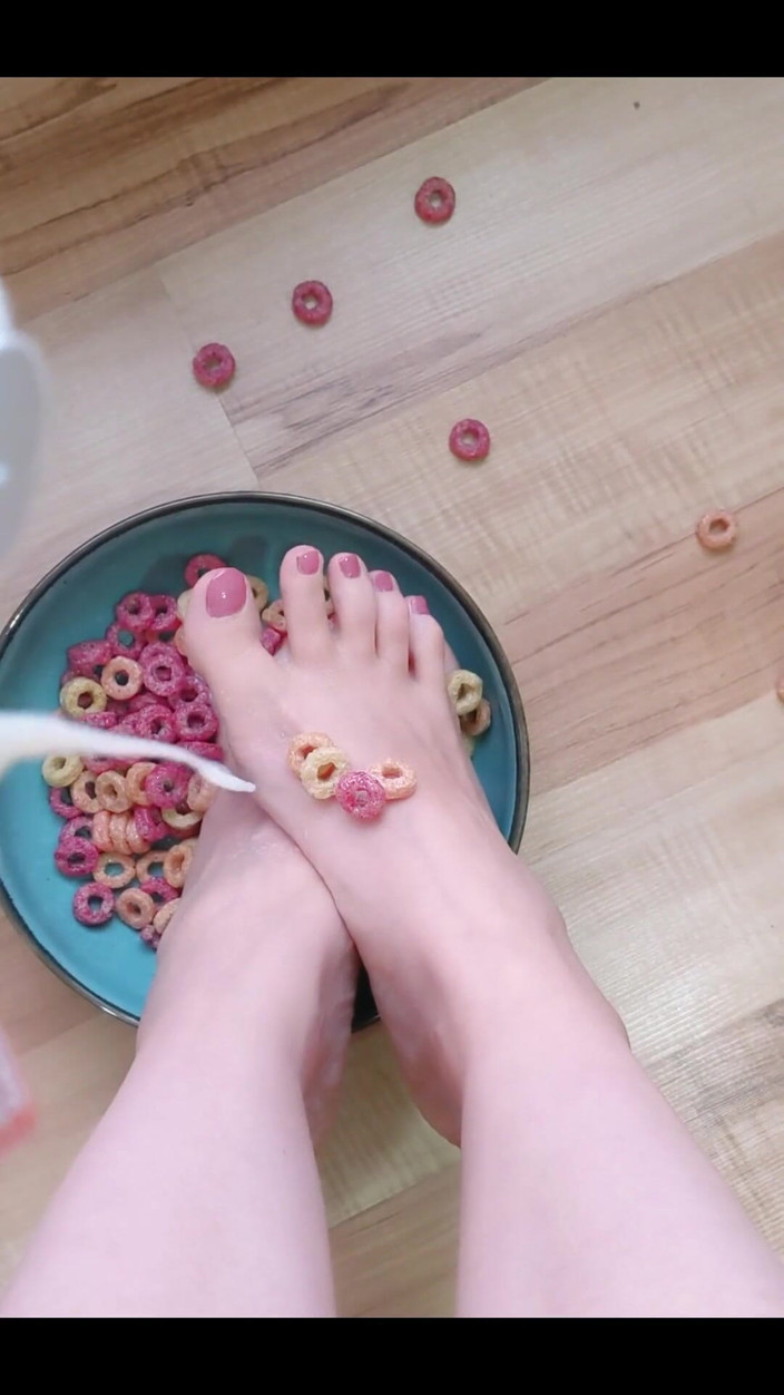 Lilux69: 흑인 대물 자지에게 따먹히는 거유 밀프