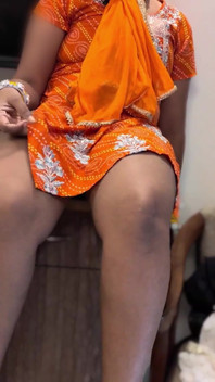 Thick Thigh Indian Stepmommy in Heels