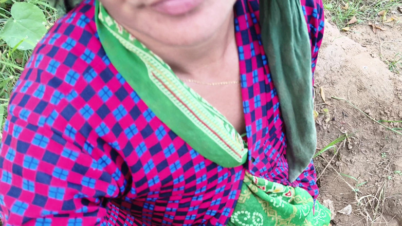 Desiputi7516: Payal Bhabhi, Wearing a Blue Saree, Took the Cock Into...